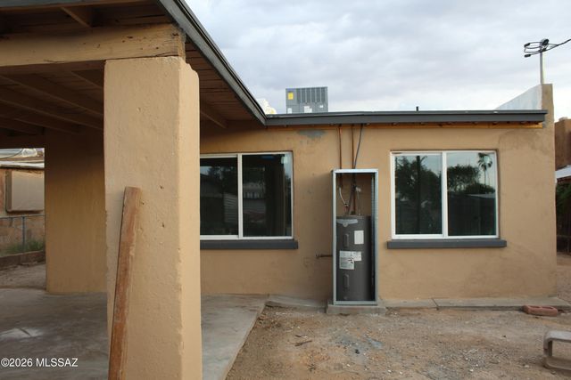 132 W 32nd Street, Tucson, AZ 85713