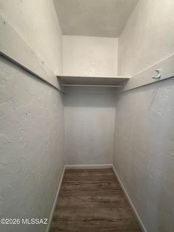 132 W 32nd Street, Tucson, AZ 85713