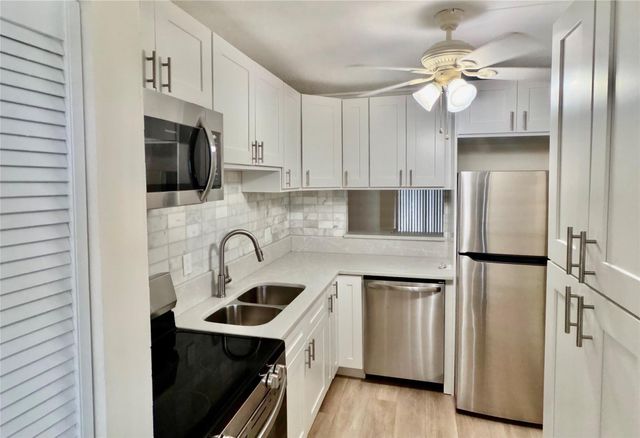 5300 NE 24th Terrace C108, Fort Lauderdale, FL 33308