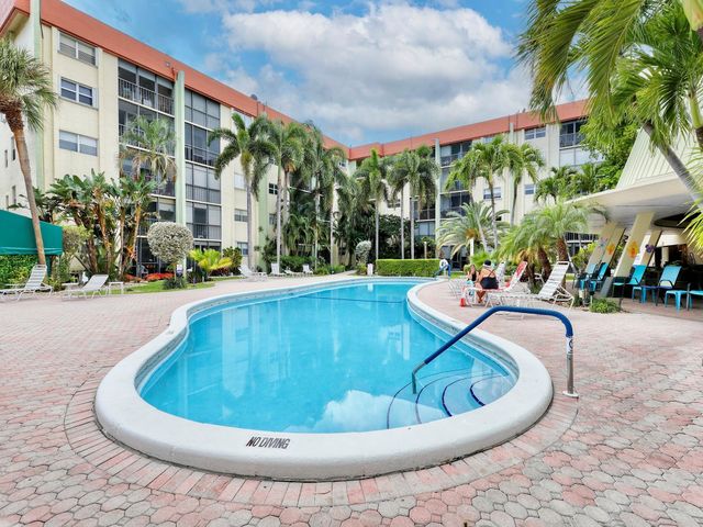 5300 NE 24th Terrace C108, Fort Lauderdale, FL 33308