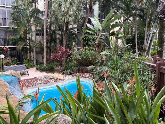 5300 NE 24th Terrace C108, Fort Lauderdale, FL 33308