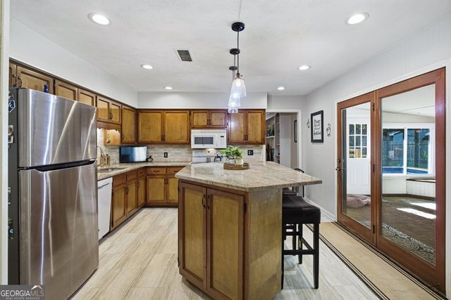 2907 Glad Dale Drive SE, Conyers, GA 30094