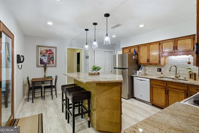 2907 Glad Dale Drive SE, Conyers, GA 30094