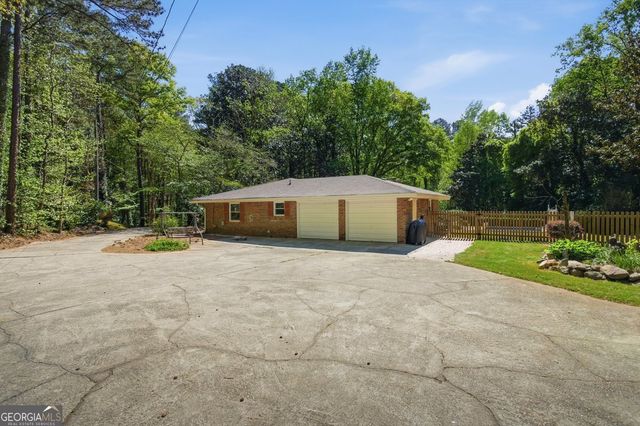 2907 Glad Dale Drive SE, Conyers, GA 30094