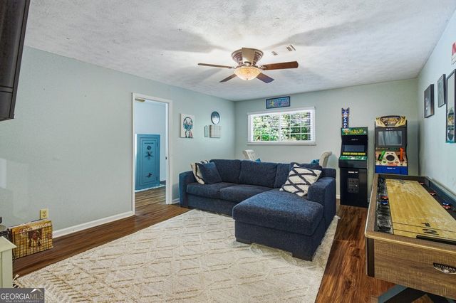 2907 Glad Dale Drive SE, Conyers, GA 30094