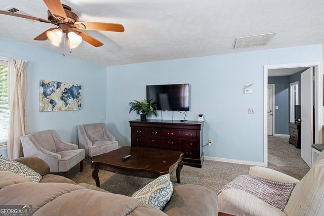 2907 Glad Dale Drive SE, Conyers, GA 30094