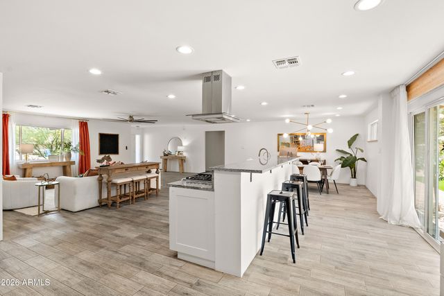 6128 N 16TH Place, Phoenix, AZ 85016