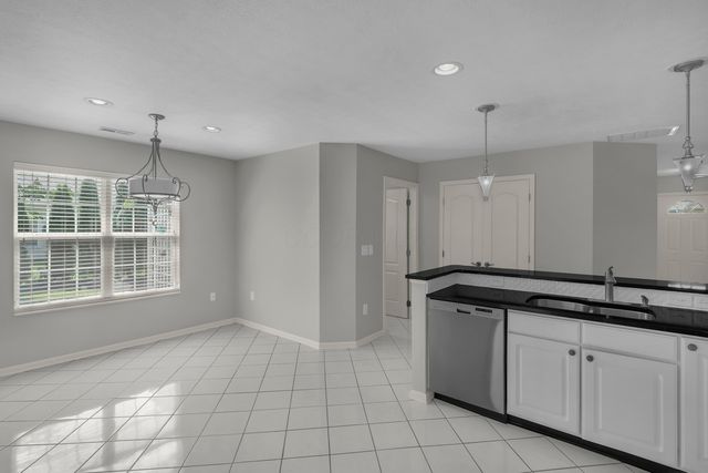 482 Commons Drive, Powell, OH 43065
