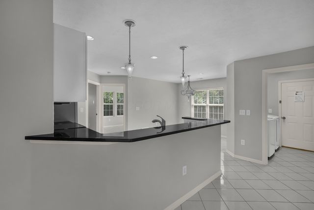 482 Commons Drive, Powell, OH 43065