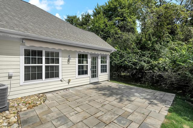 482 Commons Drive, Powell, OH 43065