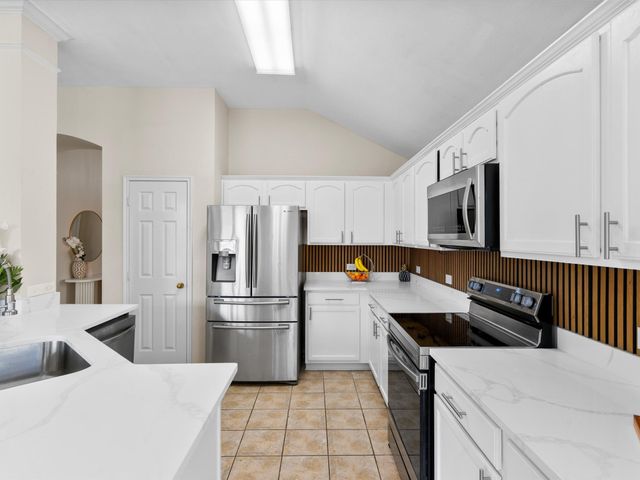 6913 Whitestone Drive, Mckinney, TX 75070