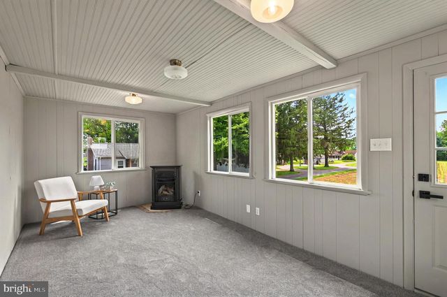 222 OLD RACETRACK RD, Parkesburg, PA 19365