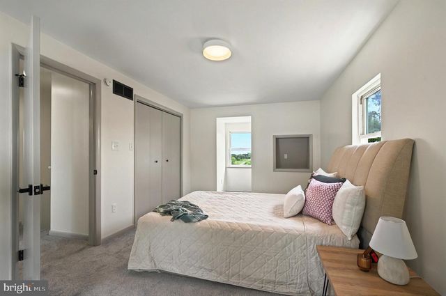 222 OLD RACETRACK RD, Parkesburg, PA 19365