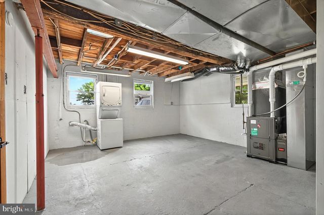 222 OLD RACETRACK RD, Parkesburg, PA 19365