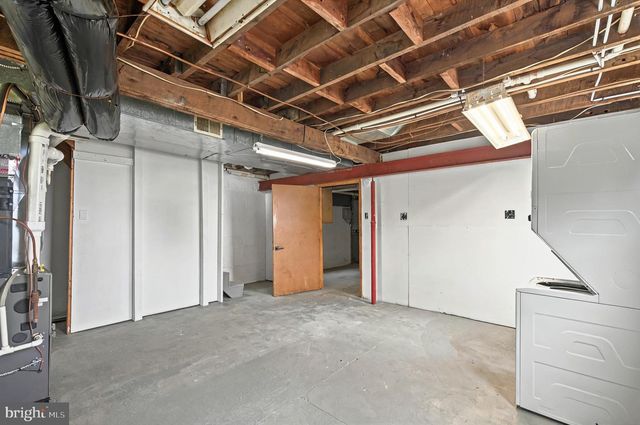 222 OLD RACETRACK RD, Parkesburg, PA 19365