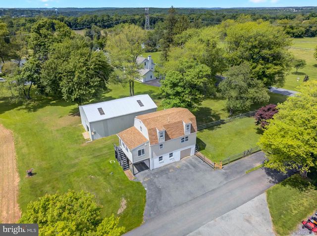 222 OLD RACETRACK RD, Parkesburg, PA 19365