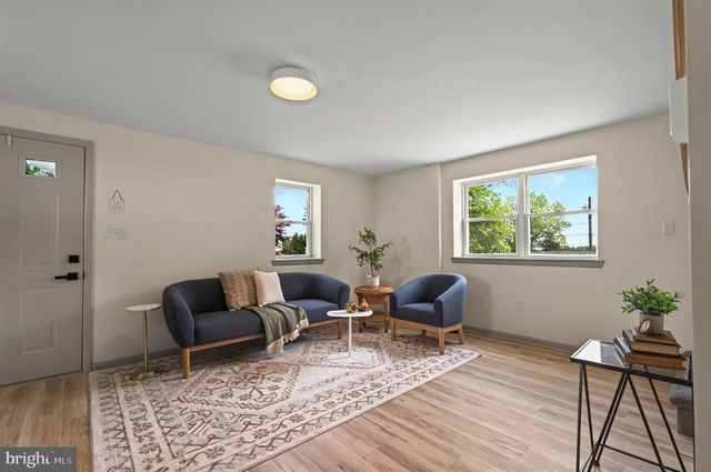 222 OLD RACETRACK RD, Parkesburg, PA 19365