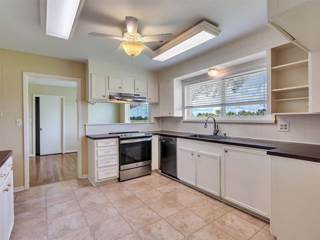 2606 Finney Vallet Road, Rosenberg, TX 77471