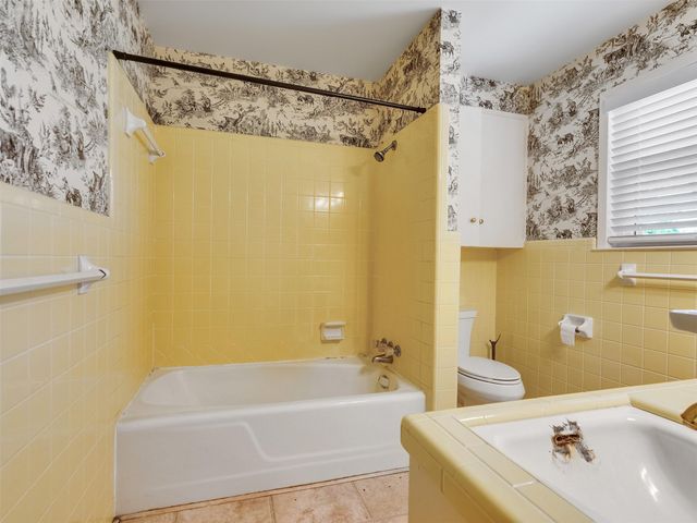 2606 Finney Vallet Road, Rosenberg, TX 77471