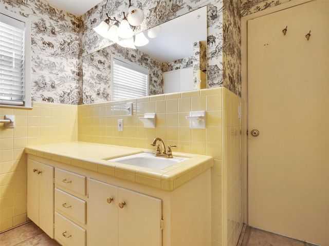 2606 Finney Vallet Road, Rosenberg, TX 77471