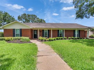 2606 Finney Vallet Road, Rosenberg, TX 77471
