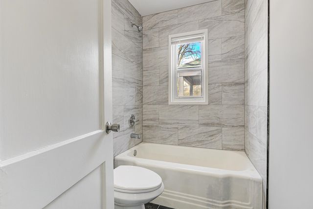 3744 DEERWOOD CV, Memphis, TN 38111