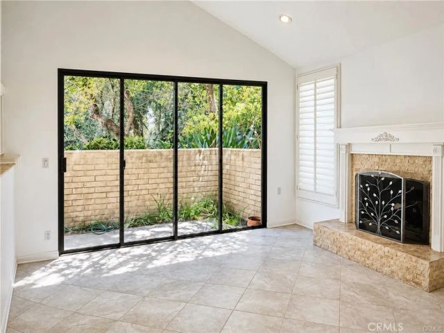 21821 Burbank Boulevard 138, Woodland Hills, CA 91367