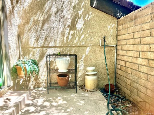 21821 Burbank Boulevard 138, Woodland Hills, CA 91367