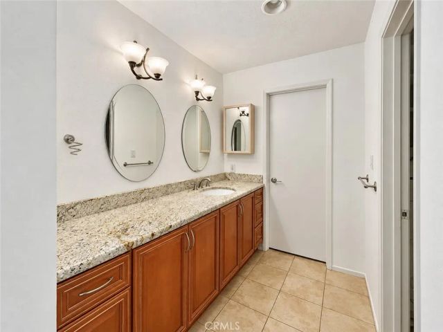 21821 Burbank Boulevard 138, Woodland Hills, CA 91367