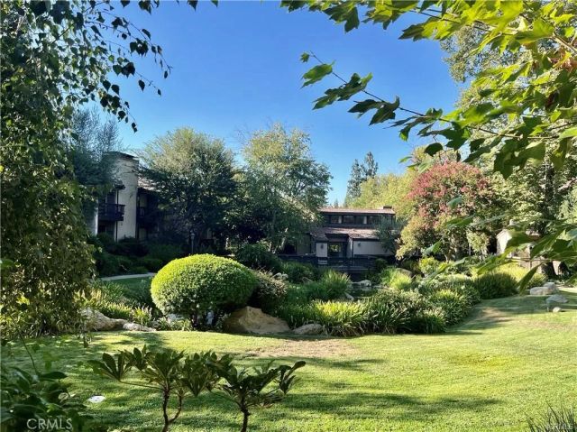 21821 Burbank Boulevard 138, Woodland Hills, CA 91367