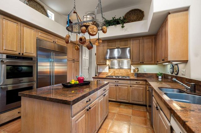 45595 Apache Road, Indian Wells, CA 92210