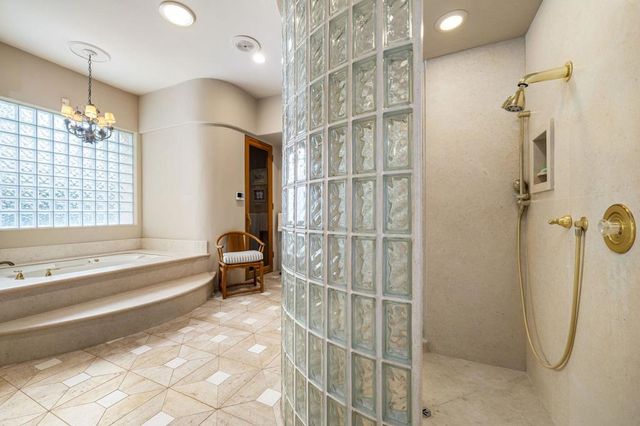 45595 Apache Road, Indian Wells, CA 92210