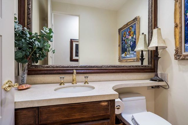 45595 Apache Road, Indian Wells, CA 92210