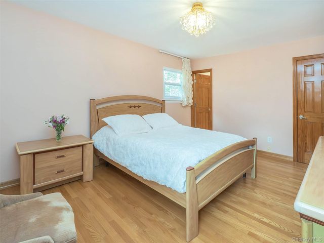 55 Driftwood Drive, Port Washington, NY 11050