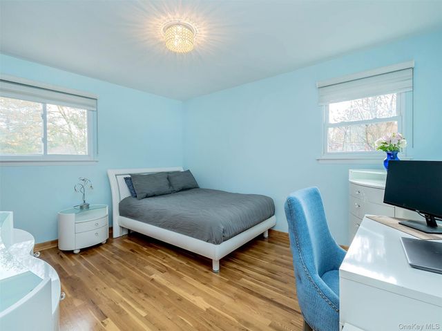 55 Driftwood Drive, Port Washington, NY 11050