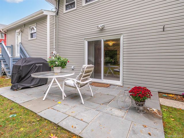 55 Driftwood Drive, Port Washington, NY 11050