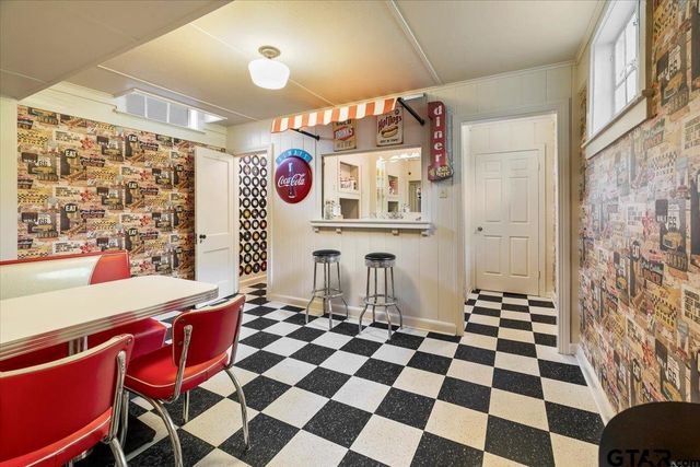 4735 S State Highway 37, Mineola, TX 75773
