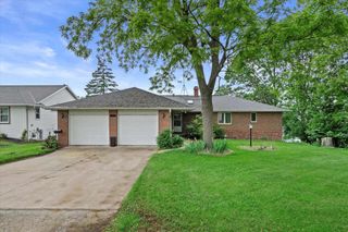 626 N FRONT STREET, De Pere, WI 54115