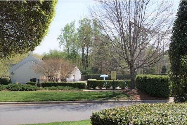 18710 Oakhurst Boulevard 3A, Cornelius, NC 28031