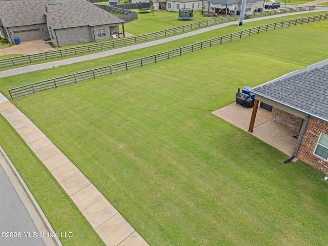 3452 Kreunen Street, Nesbit, MS 38651