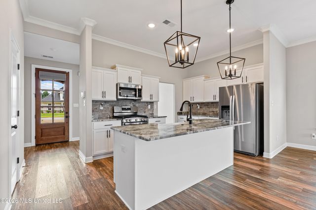3452 Kreunen Street, Nesbit, MS 38651