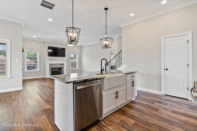 3452 Kreunen Street, Nesbit, MS 38651