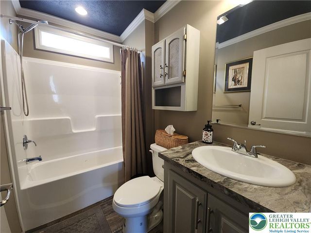 111 Aspen Drive, Penn Forest Twp, PA 18229