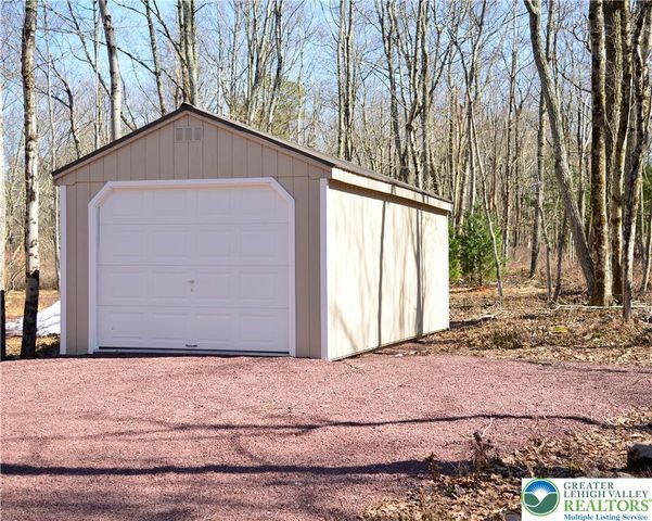 111 Aspen Drive, Penn Forest Twp, PA 18229