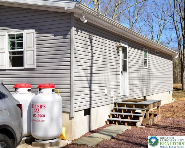 111 Aspen Drive, Penn Forest Twp, PA 18229