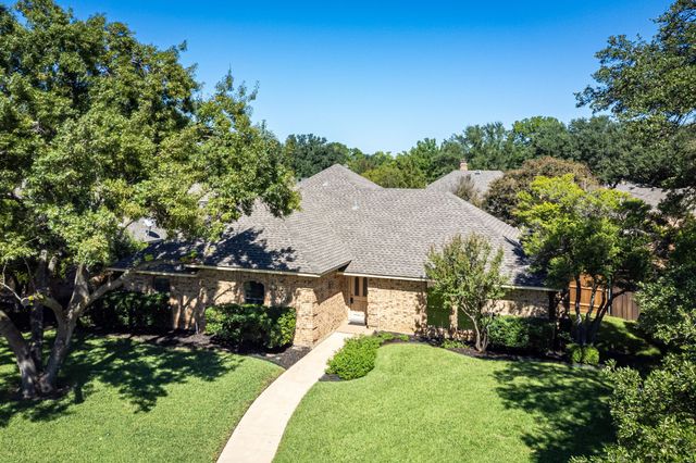 907 Rush Creek Drive, Allen, TX 75002