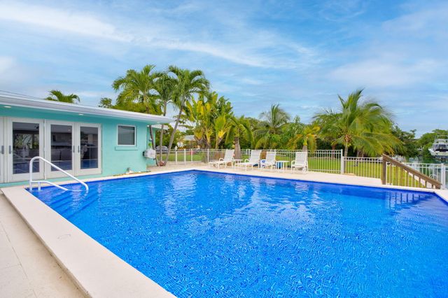 51 Drost Drive, Cudjoe Key, FL 33042