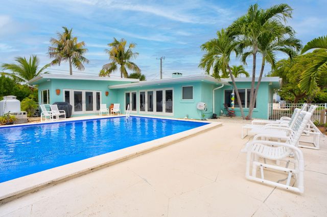 51 Drost Drive, Cudjoe Key, FL 33042