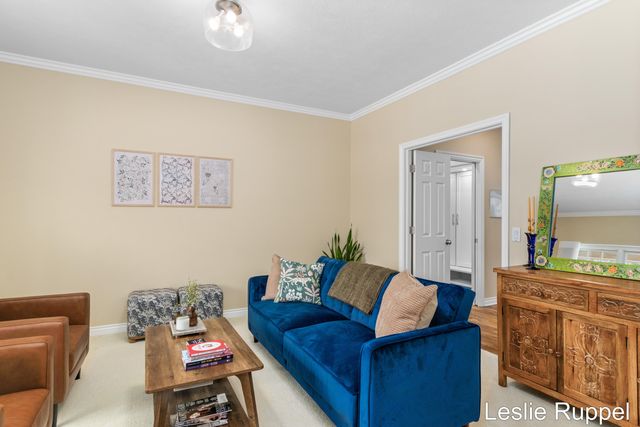 7913 Jonathan Woods Drive SE, Ada, MI 49301