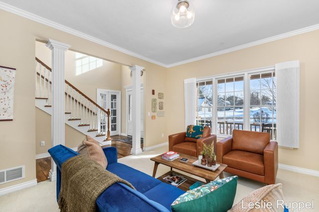 7913 Jonathan Woods Drive SE, Ada, MI 49301